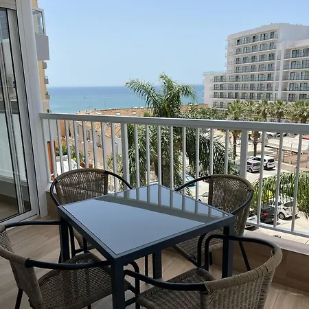 Diana Sea View Apartment *